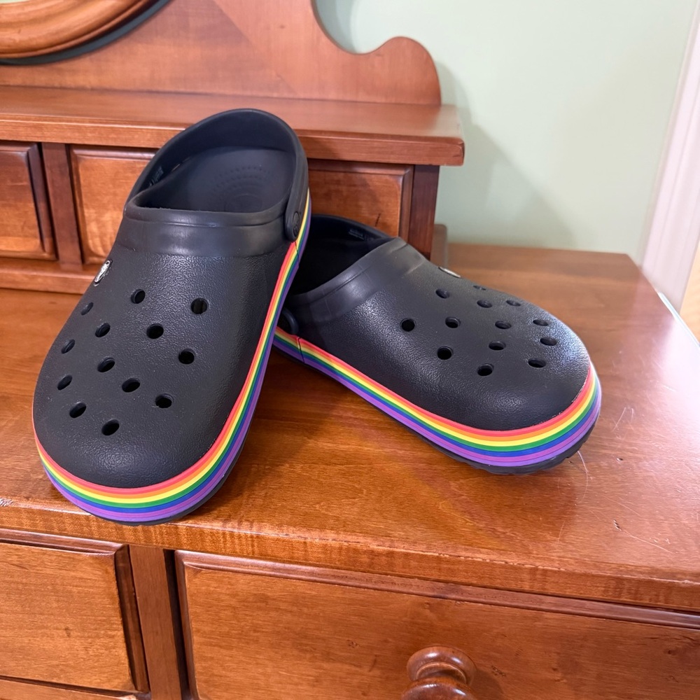 Unisex crocs with Rainbow Trim